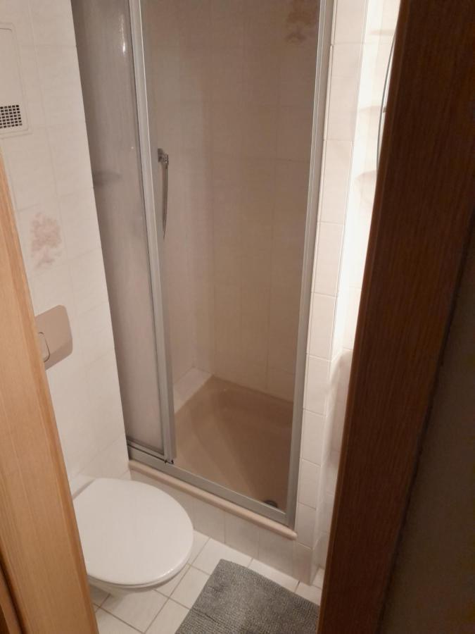 Apartment Mit Kueche Und Balkon Oder Terrasse, Ruhig Und Gut Erreichbar Piding Eksteriør bilde