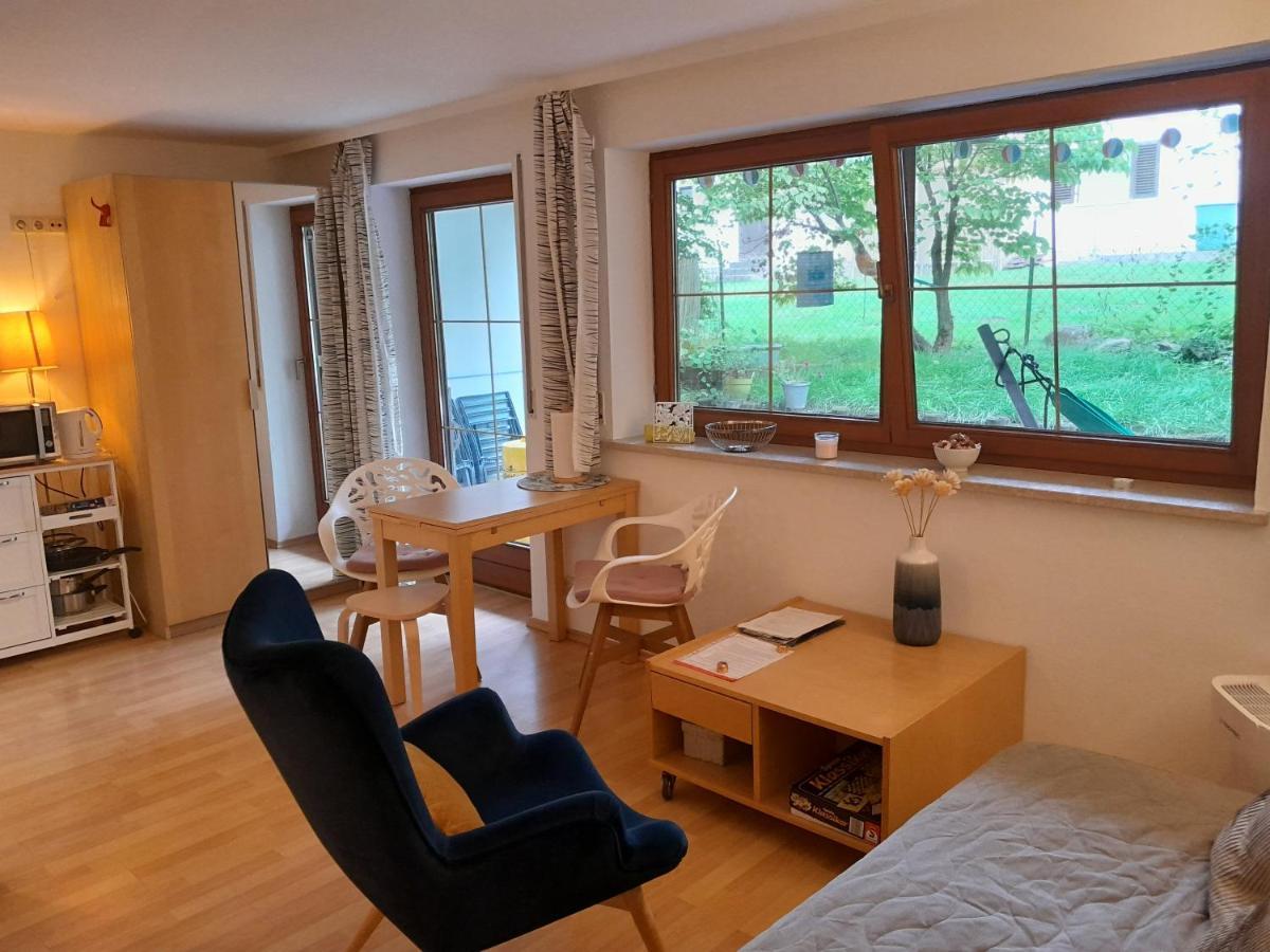 Apartment Mit Kueche Und Balkon Oder Terrasse, Ruhig Und Gut Erreichbar Piding Eksteriør bilde