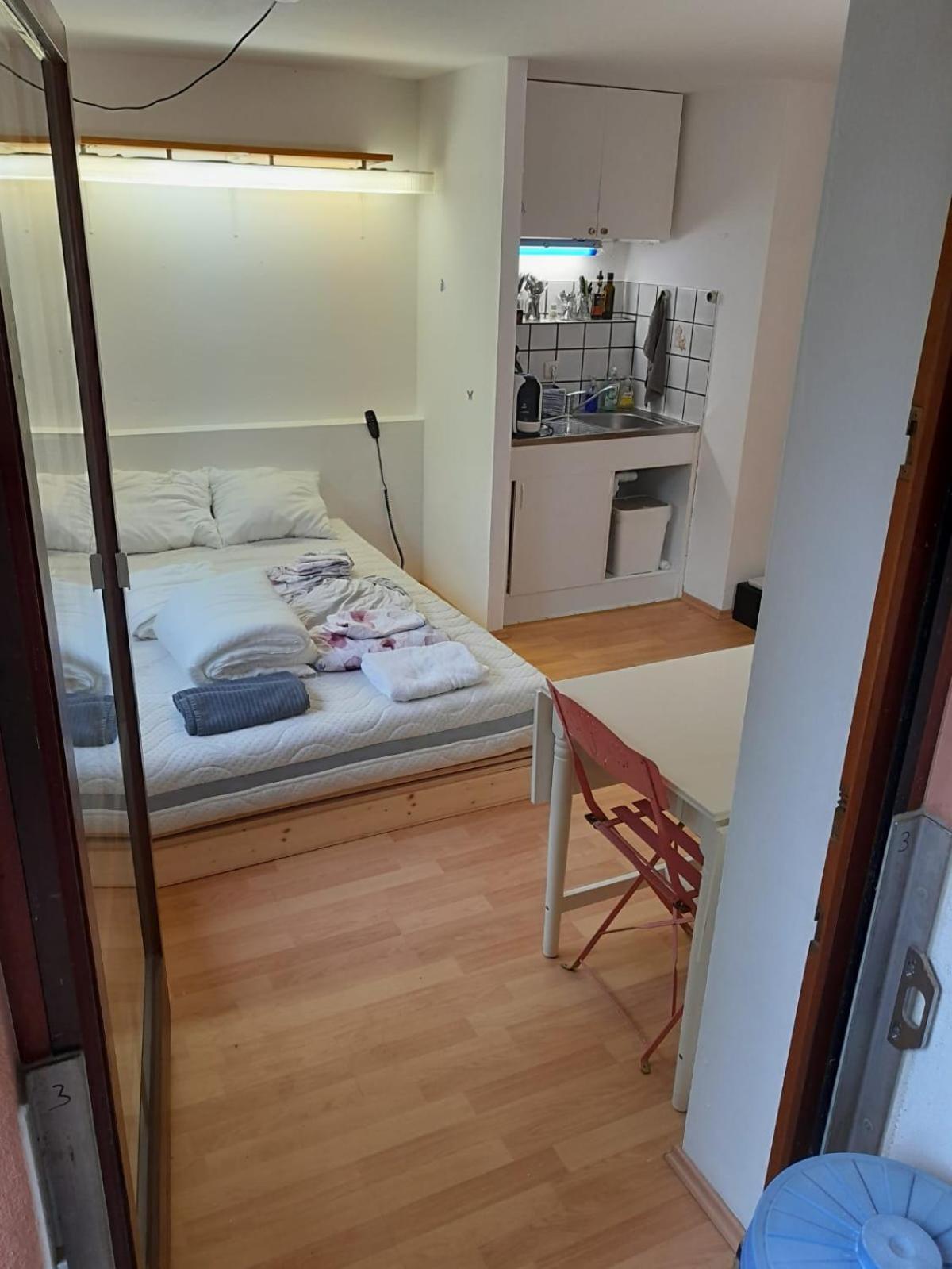 Apartment Mit Kueche Und Balkon Oder Terrasse, Ruhig Und Gut Erreichbar Piding Eksteriør bilde